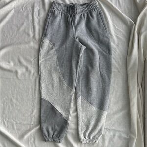 Alo Make Waves Sweatpant- Unisex